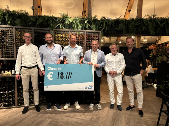 Spieren voor Spieren veiling loterij en bv tijdens RBT golfdag Hooge Rotterdamsche