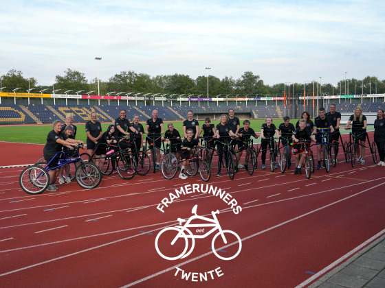 Frame Runners oet Twente naar het Glazen Huis-Elke meter voor Spieren voor Spieren