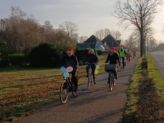Sil en Gijs fietsen voor Spieren voor Spieren